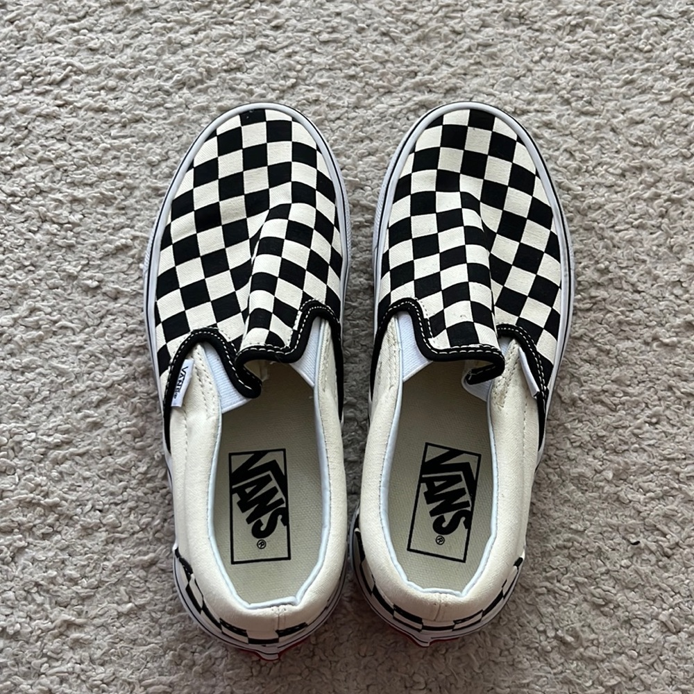 black and white checkered vans